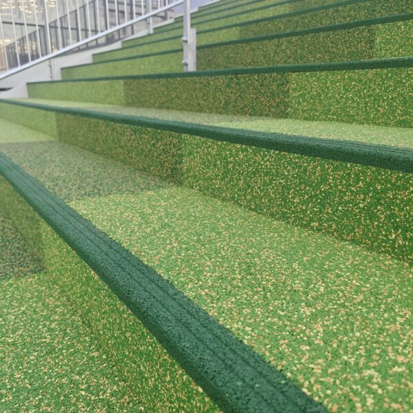 ゴムチップ舗装　ソフトグラウンド