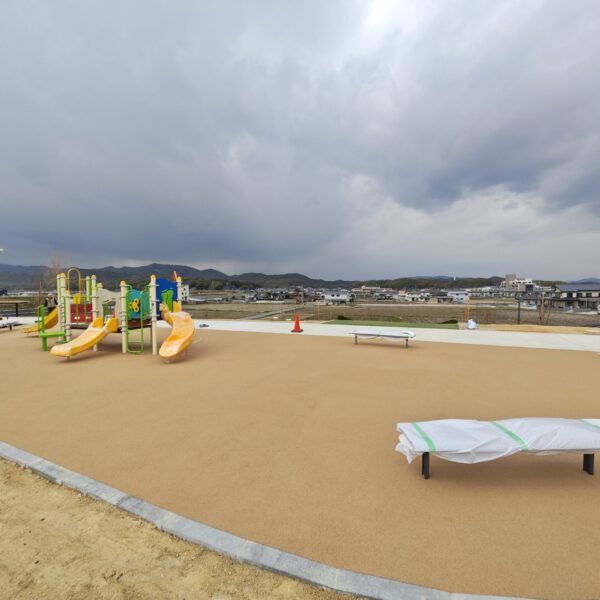 ゴムチップ舗装　ソフトグラウンド