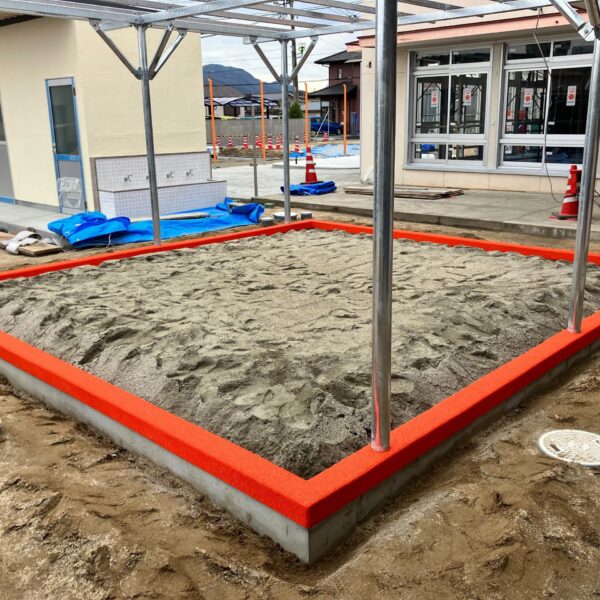 ゴムチップ舗装　ソフトグラウンド