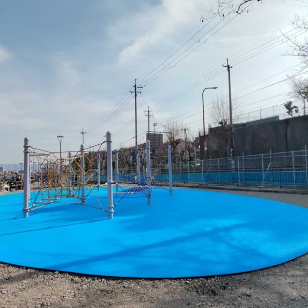 ゴムチップ舗装　ソフトグラウンド