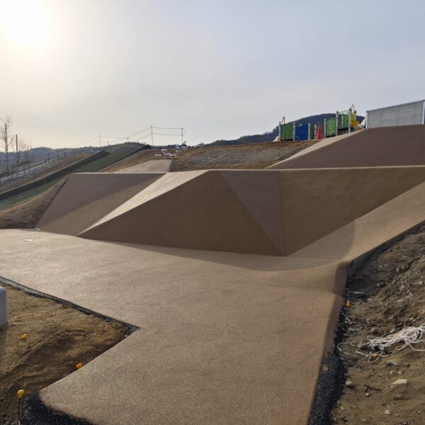 ゴムチップ舗装　ソフトグラウンド