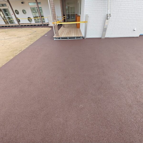 ゴムチップ舗装　ソフトグラウンド