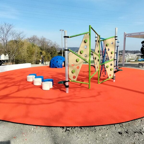 ゴムチップ舗装　ソフトグラウンド