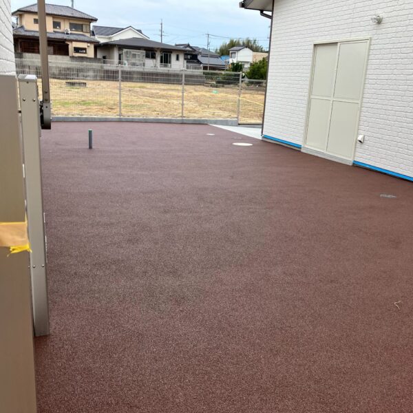 ゴムチップ舗装　ソフトグラウンド