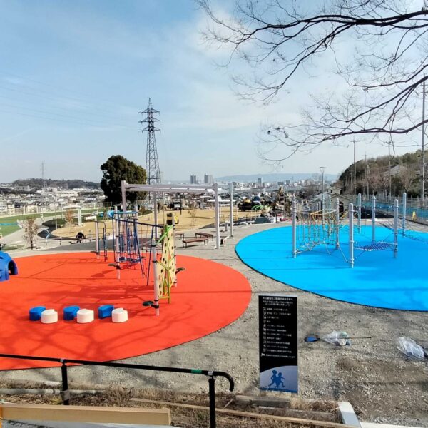 ゴムチップ舗装　ソフトグラウンド