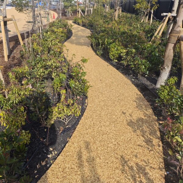 ゴムチップ舗装　ソフトグラウンド