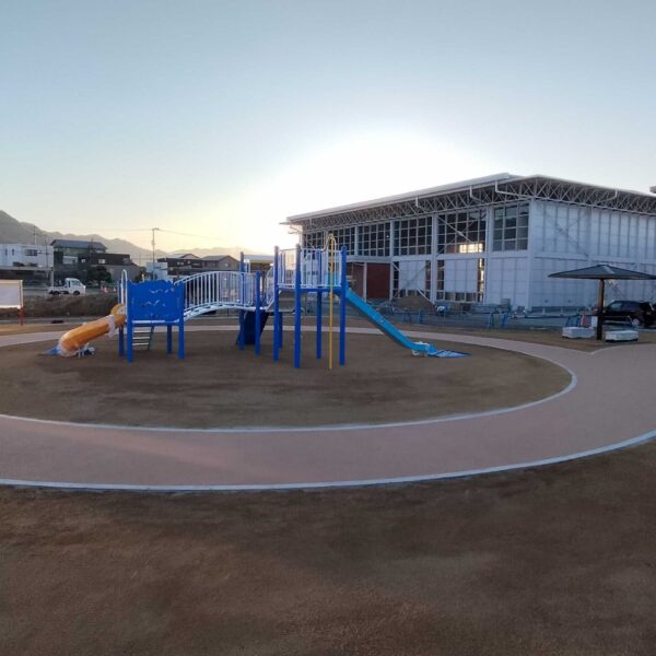 ゴムチップ舗装　ソフトグラウンド