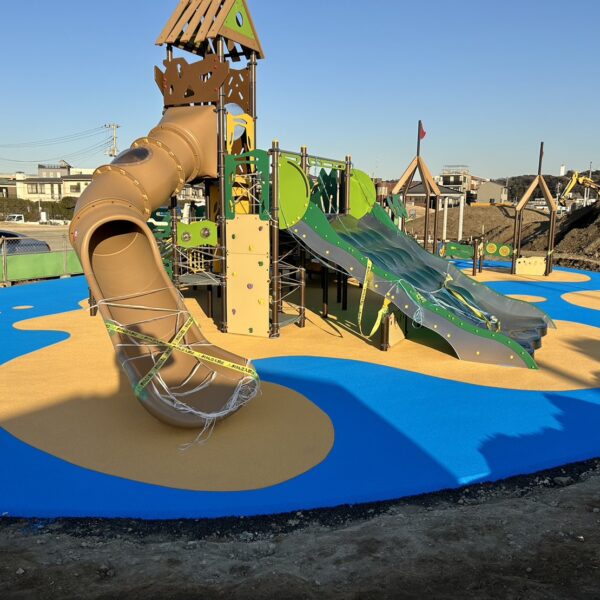 神奈川県鎌倉市 公園施設6 ゴムチップ舗装 ソフトグラウンド