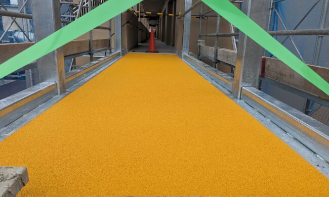 ゴムチップ舗装　ソフトグラウンド