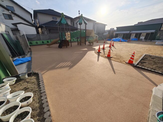 ゴムチップ舗装　ソフトグラウンド
