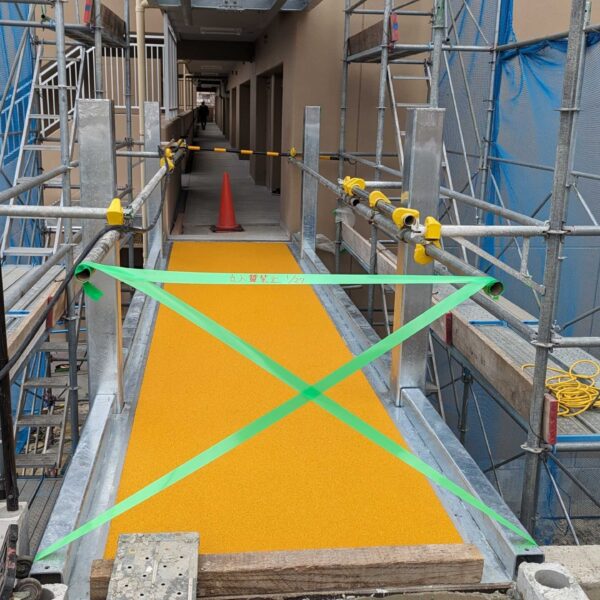 ゴムチップ舗装　ソフトグラウンド