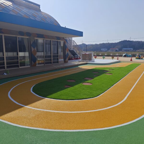 兵庫県小野市 保育施設5 ゴムチップ舗装 ソフトグラウンドシリーズ