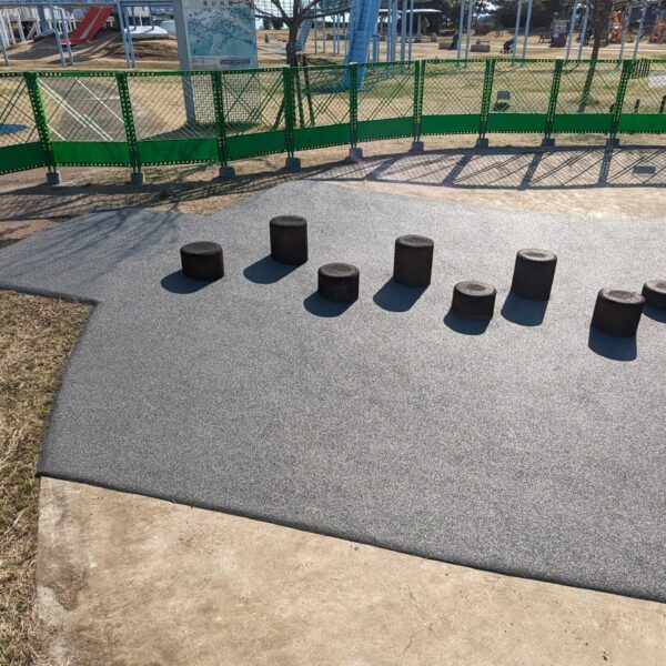 徳島県松茂町 公園施設9 ゴムチップ舗装 ソフトグラウンド