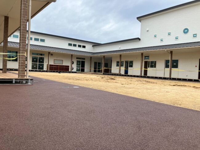 ゴムチップ舗装　ソフトグラウンド