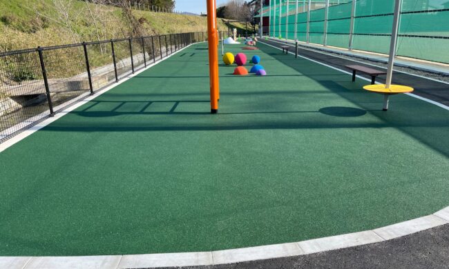 ゴムチップ舗装　ソフトグラウンド