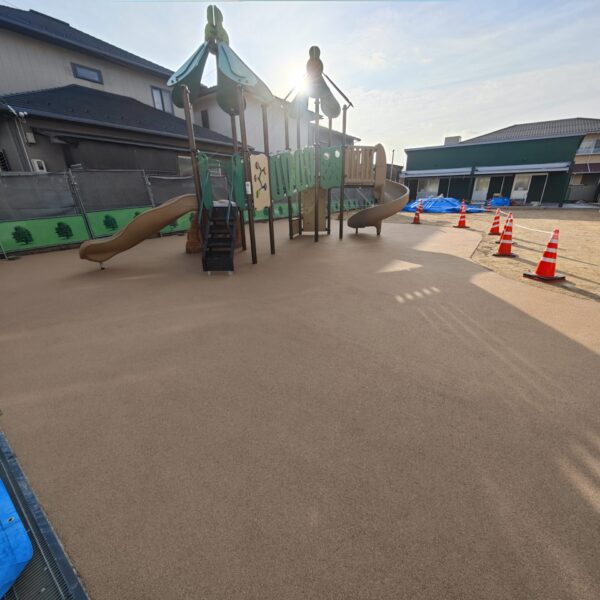 ゴムチップ舗装　ソフトグラウンド