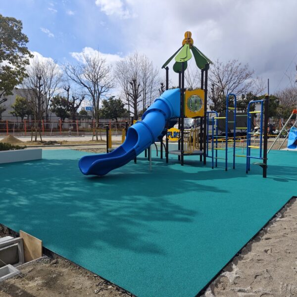 大阪府守口市 公園施設7 ゴムチップ舗装 ソフトグラウンドシリーズ