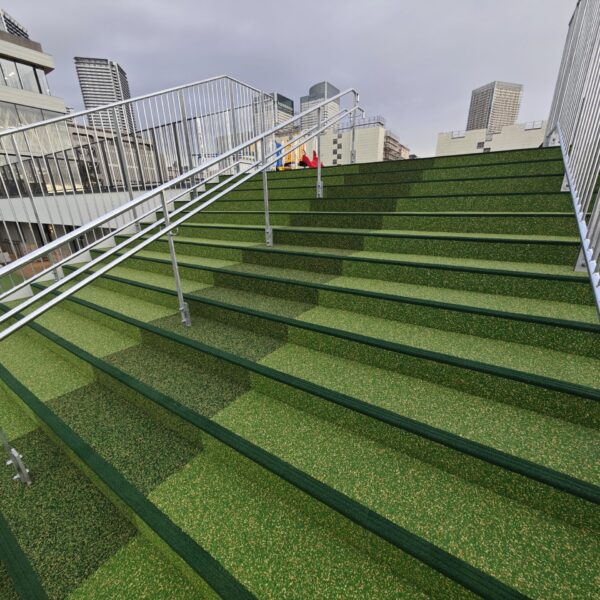 ゴムチップ舗装　ソフトグラウンド