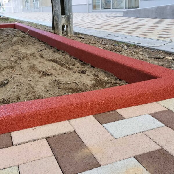 ゴムチップ舗装　ソフトグラウンド