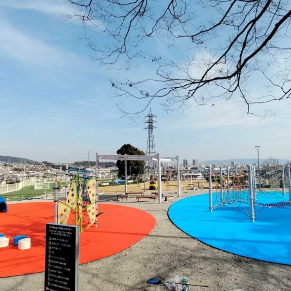 ゴムチップ舗装　ソフトグラウンド