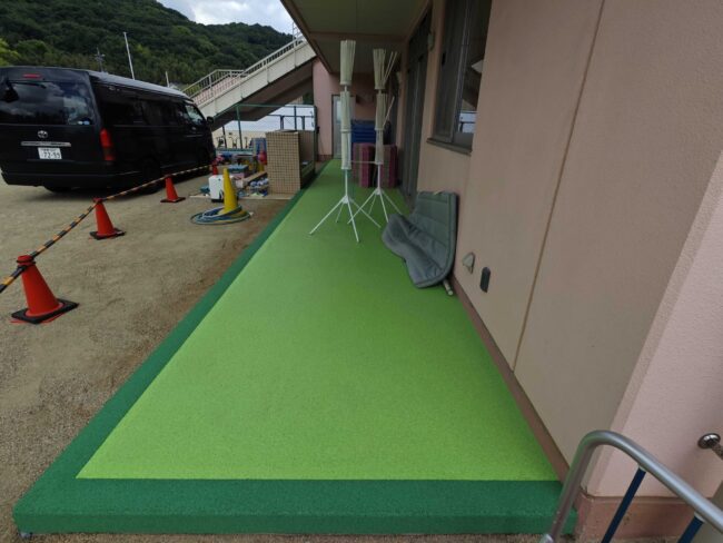 ゴムチップ舗装　ソフトグラウンド