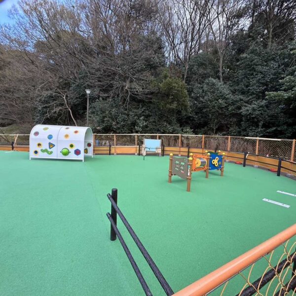神奈川県横浜市 公園施設3 ゴムチップ舗装 ソフトグラウンド