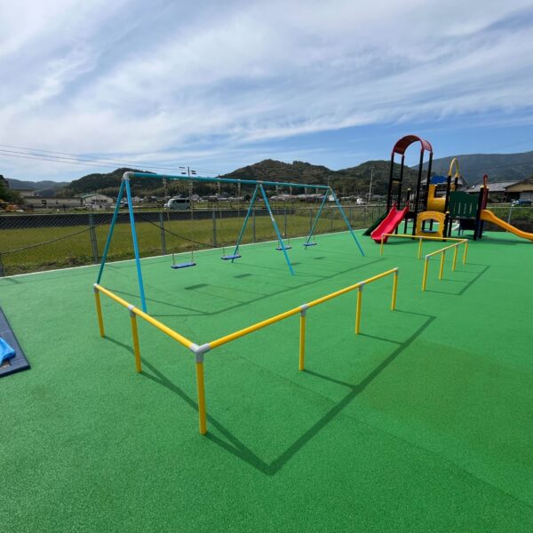 ゴムチップ舗装　ソフトグラウンド