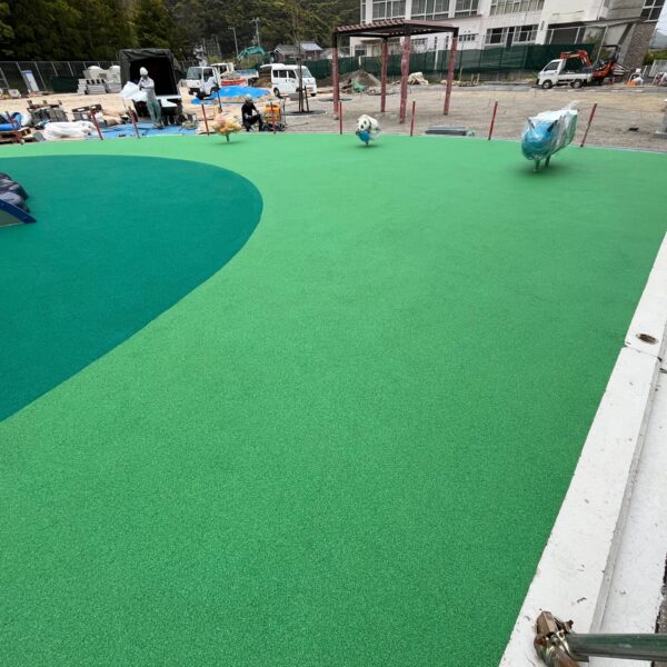 和歌山県日高町 公園施設6 ゴムチップ舗装 ソフトグラウンド