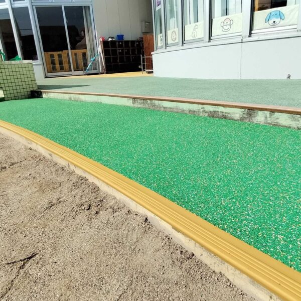 岡山県岡山市 保育施設8 ゴムチップ舗装 ソフトグラウンド