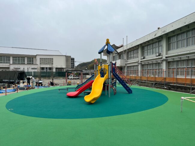 ゴムチップ舗装　ソフトグラウンド