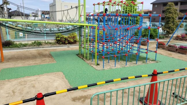 ゴムチップ舗装　ソフトグラウンド