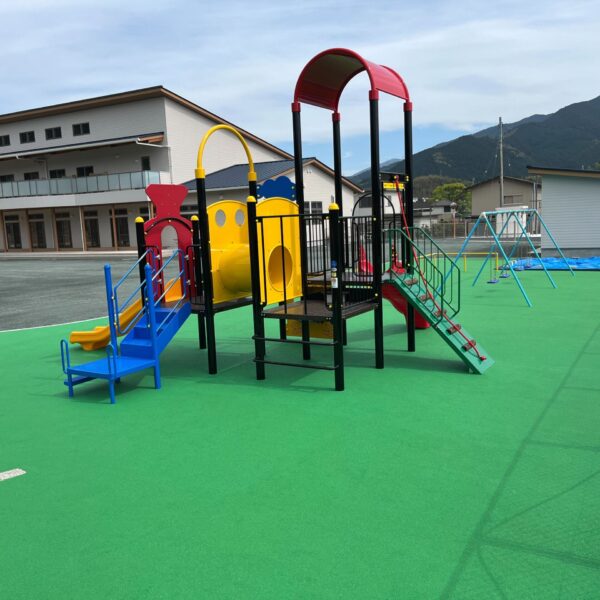 ゴムチップ舗装　ソフトグラウンド