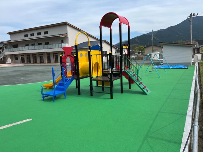 ゴムチップ舗装　ソフトグラウンド