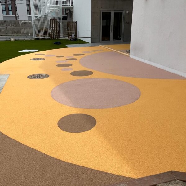 ゴムチップ舗装　ソフトグラウンド