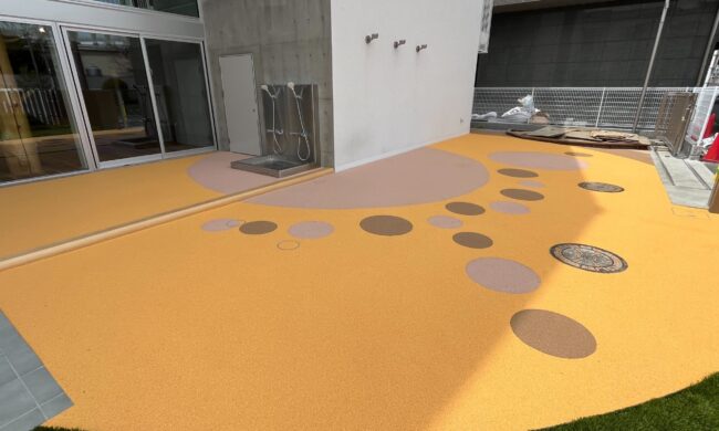 ゴムチップ舗装　ソフトグラウンド