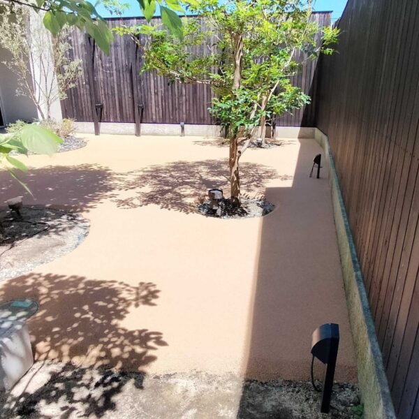 ゴムチップ舗装　ソフトグラウンド現場施工