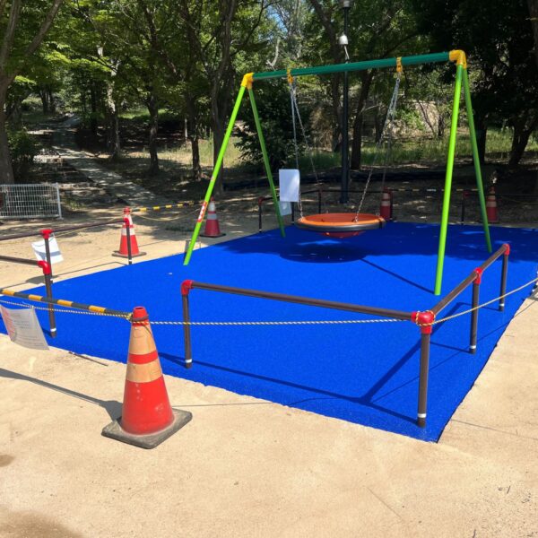 ゴムチップ舗装　ソフトグラウンド厚塗りタイプ