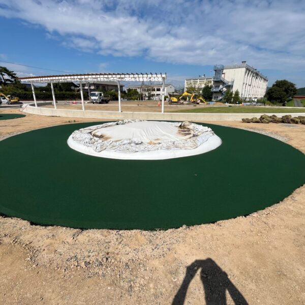 ゴムチップ舗装　ソフトグラウンド厚塗りタイプ