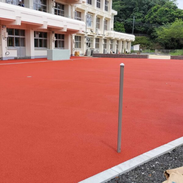 ゴムチップ舗装　ソフトグラウンド現場施工