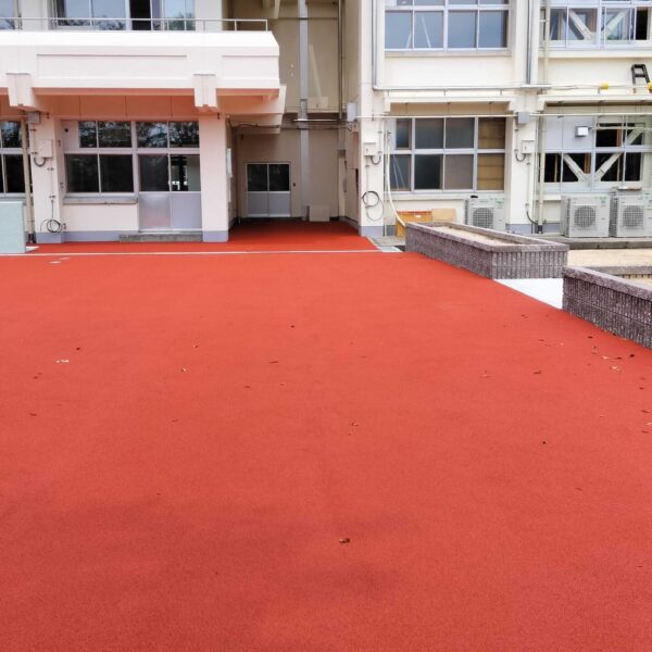 ゴムチップ舗装　ソフトグラウンド現場施工