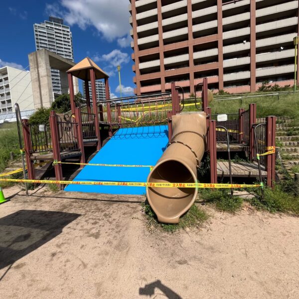 ゴムチップ舗装　ソフトグラウンド厚塗りタイプ