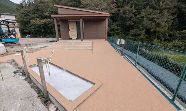 ゴムチップ舗装　ソフトグラウンド標準タイプ