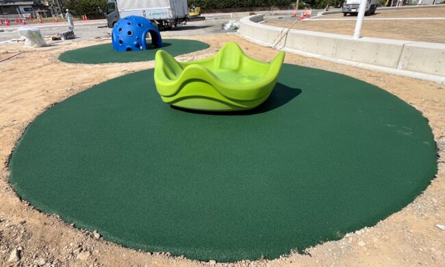 ゴムチップ舗装　ソフトグラウンド厚塗りタイプ