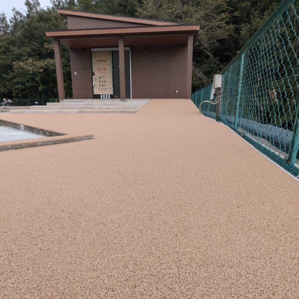 ゴムチップ舗装　ソフトグラウンド標準タイプ