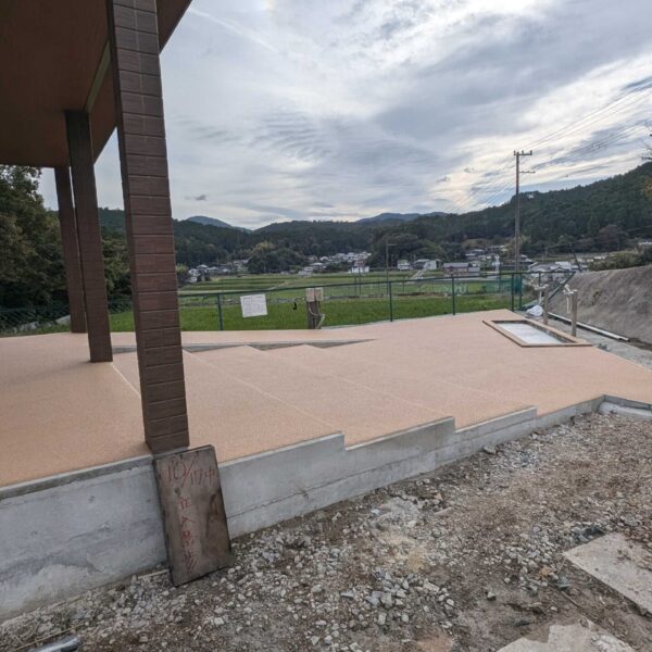 ゴムチップ舗装　ソフトグラウンド標準タイプ