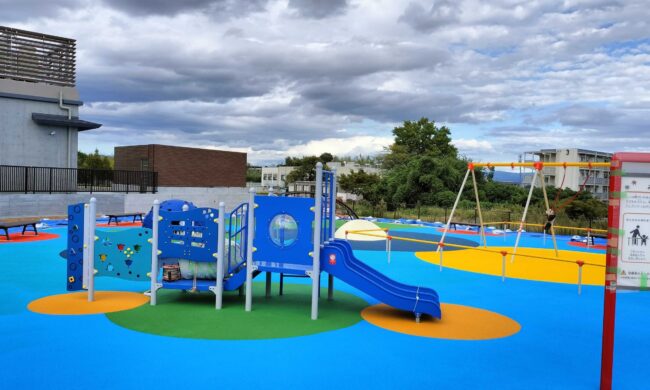 ゴムチップ舗装　ソフトグラウンド厚塗りタイプ