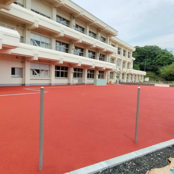 ゴムチップ舗装　ソフトグラウンド現場施工