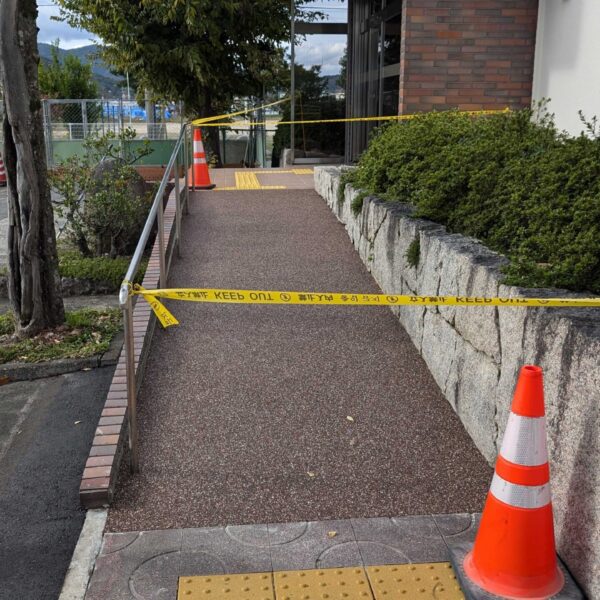 ゴムチップ舗装　ソフトグラウンド標準タイプ