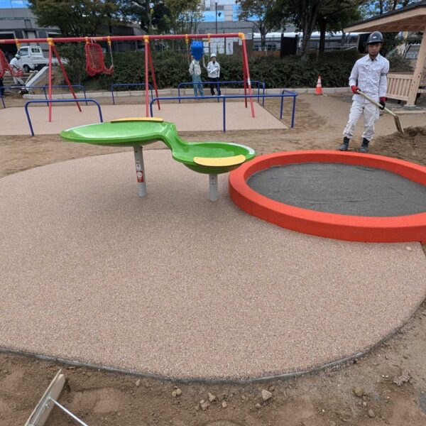 ゴムチップ舗装　ソフトグラウンド標準タイプ