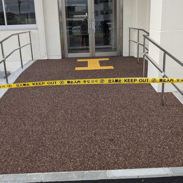 ゴムチップ舗装　ソフトグラウンド標準タイプ